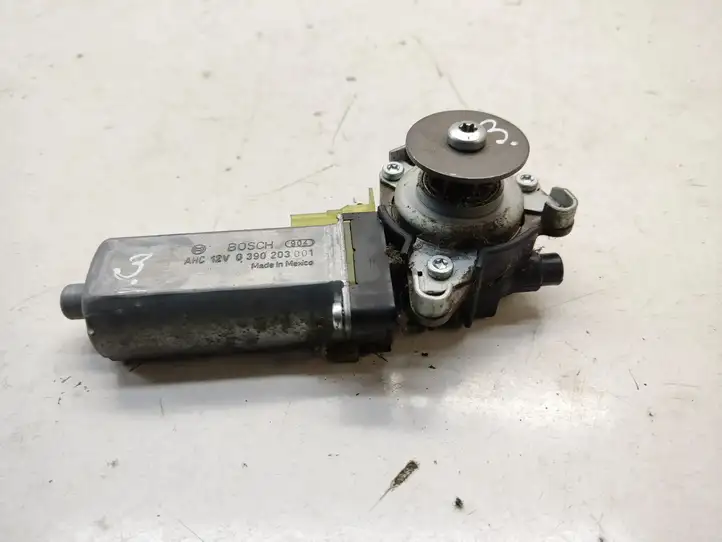 Chrysler 300C (2005 - 2011)  0390203001  Моторчик сиденья