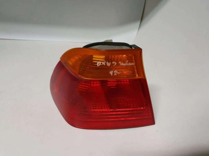 8364921 BMW 3 E46 Galinis žibintas kėbule