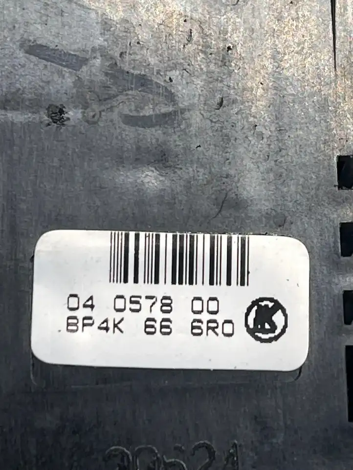 Mazda 3 I (2003 - 2006) 04057800 Включатель регулировки освещения панели — фото 3