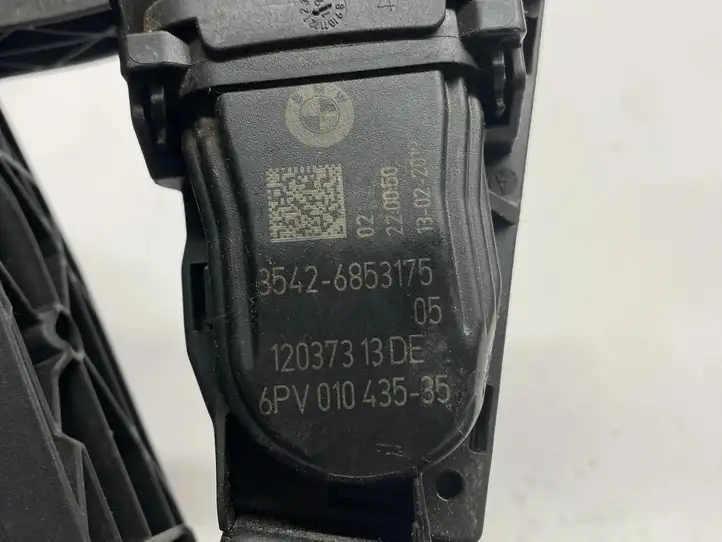 BMW X3 F25 (2010 - 2017) 6853175 Педаль акселератора — фото 4