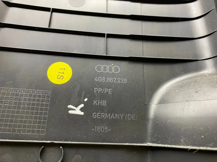 Audi A7 S7 4G (2010 - 2014) 4G8867239A Нижняя обшивка стойки B — фото 5
