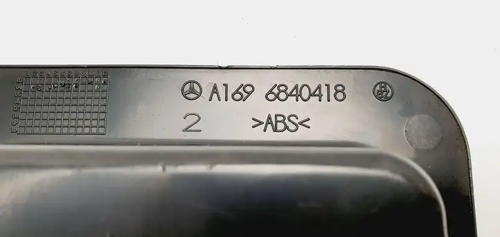 Mercedes-Benz A W169 (2004 - 2012) A1696840418 Прочие детали салона — фото 4