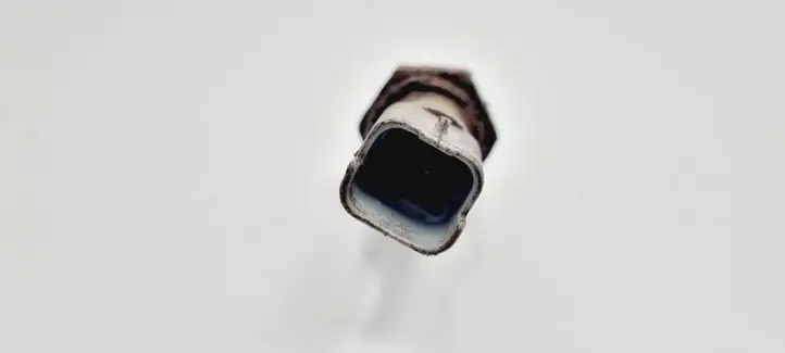 Peugeot Partner (2002 - 2008) Датчик давления масла двигателя — фото 3