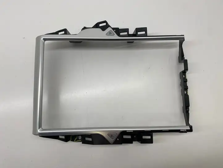 Tesla Model S (2016 - 2021) 600890500C Включатель аварийных фонарей — фото 1