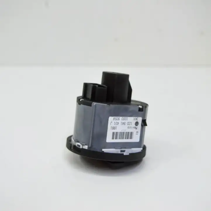 Skoda Octavia Mk2 (1Z) (2004 - 2013) 1Z0941431J Включатель фонарей — фото 4