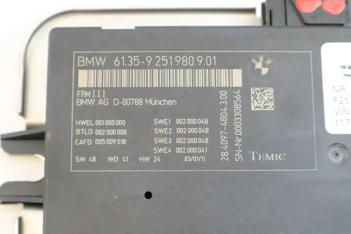BMW X3 F25 (2010 - 2017) 9251980 Блок управления светом — фото 2
