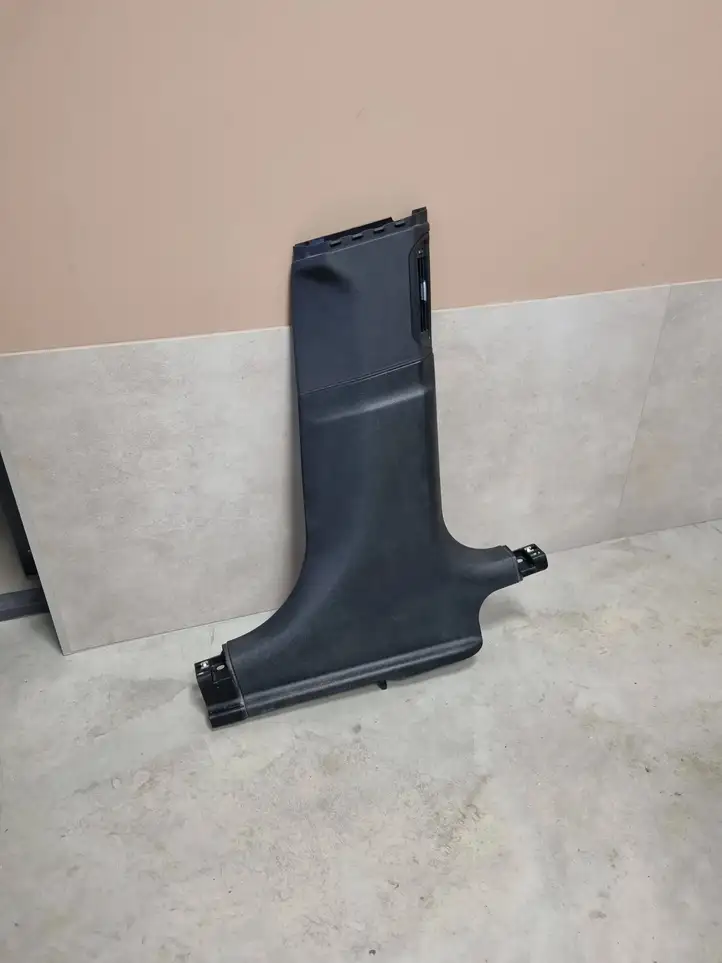 BMW 7 F01 F02 F03 F04 (2008 - 2016)  7340650 Отделка стойки (B) (нижняя)