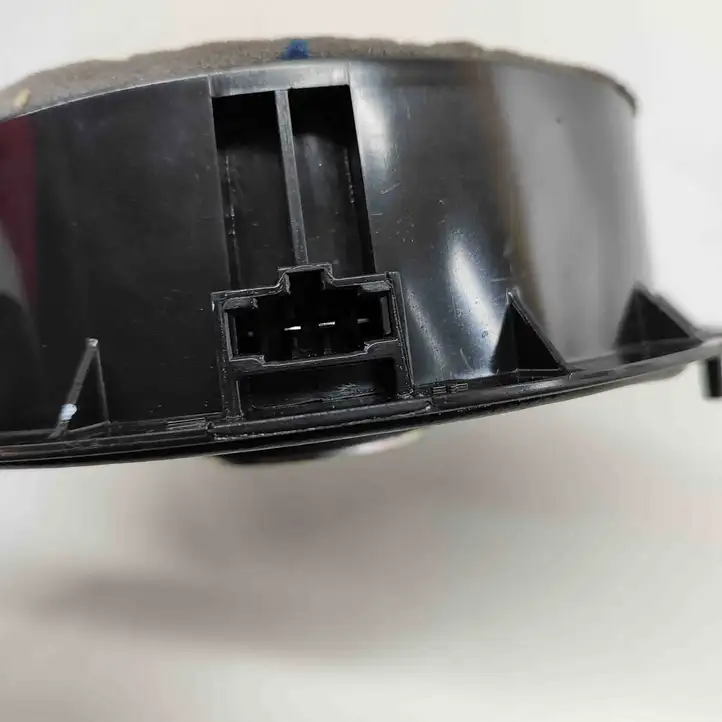 Audi Q5 (2017 - )  80A035411 Громкоговоритель (громкоговорители) в задних дверях