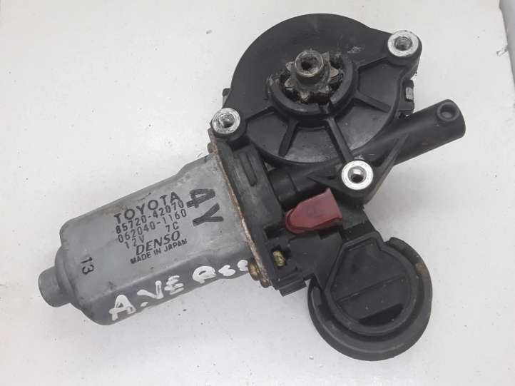 8572042070 Toyota Avensis Verso Priekinis varikliukas langų pakėlėjo