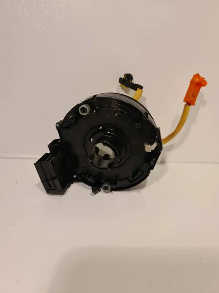 Toyota Avensis T250 (2003 - 2006) 4HJ0772 Контактное кольцо SRS — фото 2