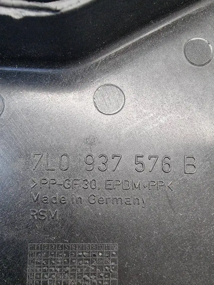 Porsche Cayenne (92A) (2011 - 2017) 7L0937576B Крышка ящика предохранителей — фото 5