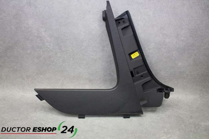 84680A6900 Hyundai i30 Kita panelės detalė