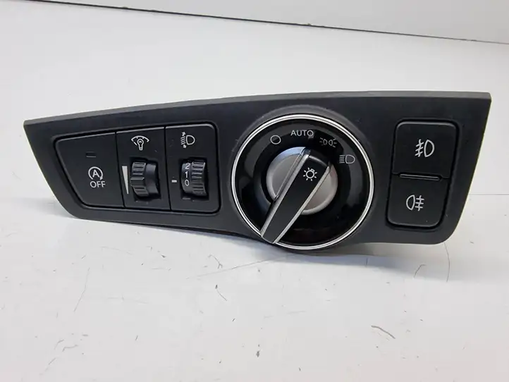 Hyundai i40 (2011 - ) 933002Z970 Включатель фонарей — фото 1