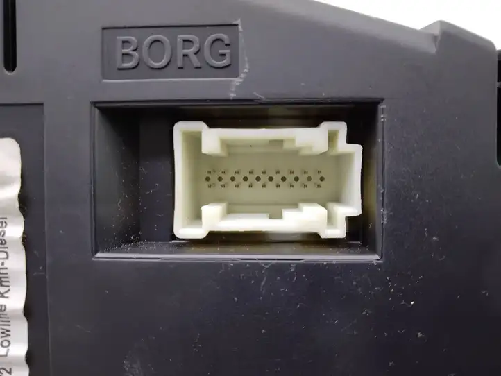 Mercedes-Benz Vito Viano W639 (2003 - 2010) A6394465921 Спидометр — фото 2