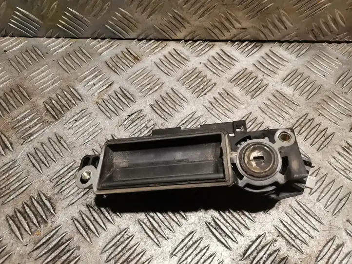 Mercedes-Benz E W211 (2002 - 2009) 2037500093 Кнопка закрытия багажника — фото 1
