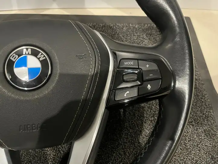 BMW X3 G01 (2018 - 2024) 1047163 Руль — фото 4