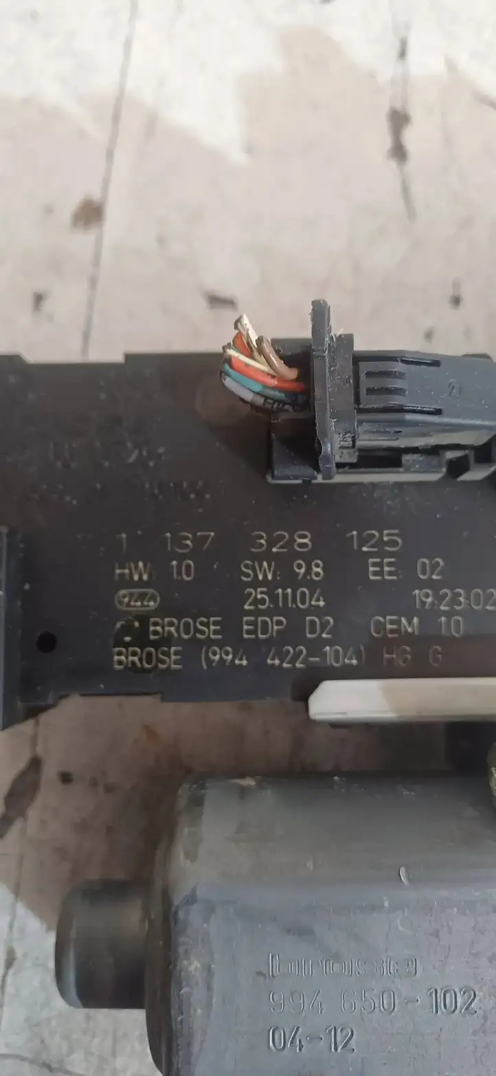 Peugeot 407 (2004 - 2011)  137328125 Механизм подъема окон передней двери