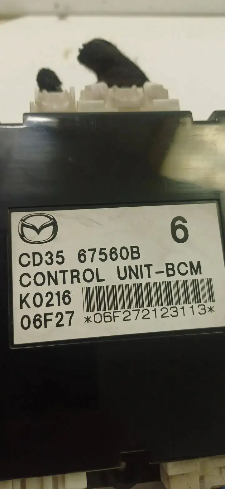Mazda 5 (2005 - 2010) CD3567560B Прочие блоки управления — фото 2