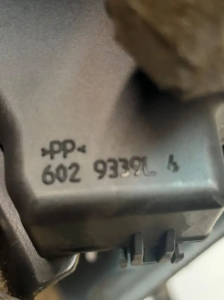 Volvo V50 (2004 - 2008) 6029339LA Задний ремень безопасности — фото 3