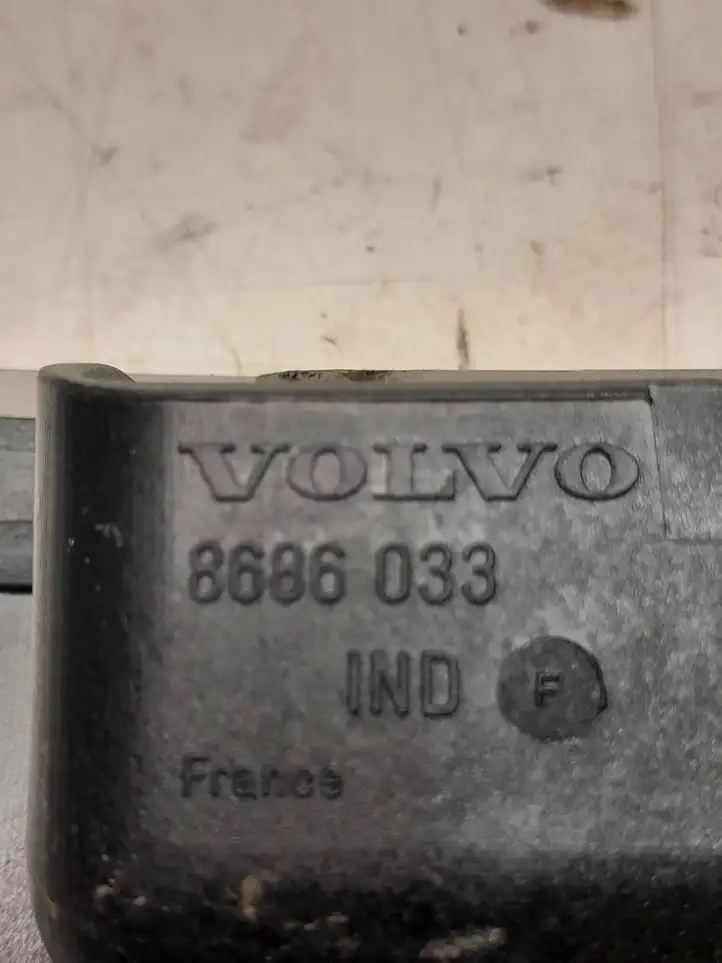 Volvo V50 (2004 - 2008) 8686033 Задняя пепельница — фото 3