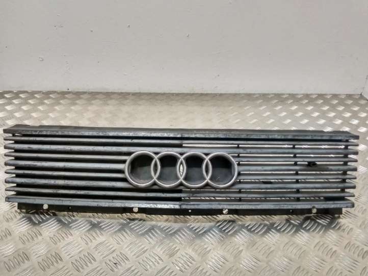 AD07002 Audi 100 S4 C4 Grotelės viršutinės