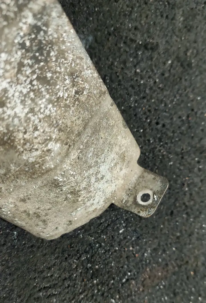 Volvo S80 (2004 - 2006) Прочие детали моторного отсека — фото 4