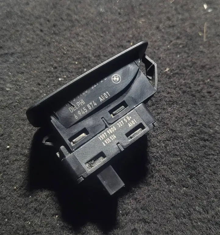 BMW 5 E60 E61 (2004 - 2010) 6945874 Кнопка стеклоподъемников — фото 3