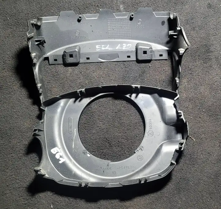 BMW 5 E60 E61 (2004 - 2010) 6947773 Обшивка рулевой колонки — фото 2