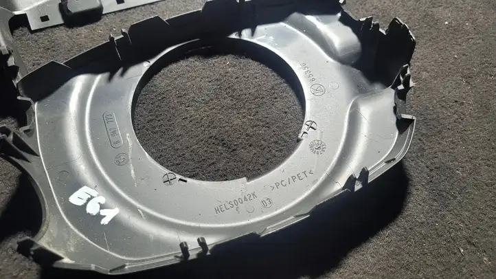 BMW 5 E60 E61 (2004 - 2010) 6947773 Обшивка рулевой колонки — фото 3