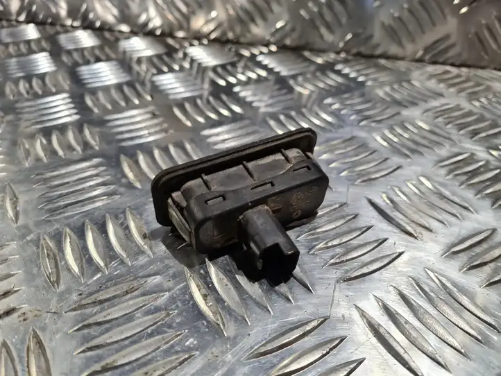 Renault Scenic II - Grand scenic II (2003 - 2006) 8200076268 Кнопка закрытия багажника — фото 1