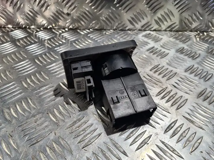 Audi A6 S6 C5 4B (1997 - 2001) 4B1941531B Включатель фонарей — фото 2