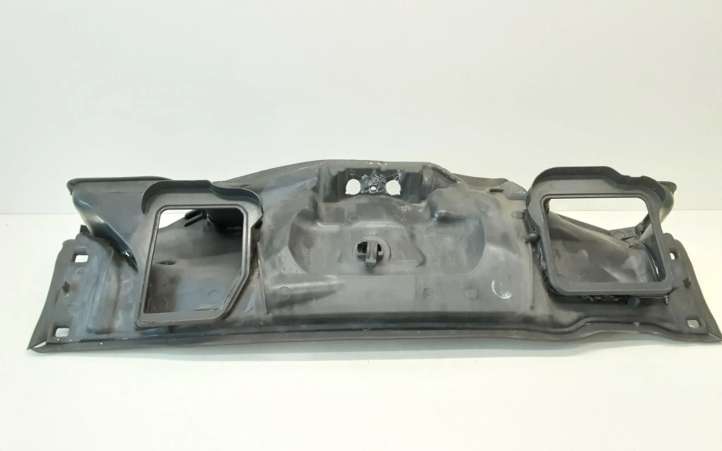 64316921597 BMW 5 E60 E61 Salono oro latakas (-ai)