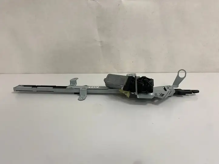 Mercedes-Benz CLK A209,C209 (2002 - 2009) 2098600282 Регулятор ремня безопасности — фото 2