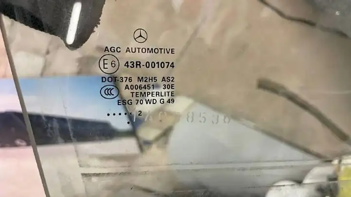 Mercedes-Benz ML W166 (2012 - 2017) 43R001074 Стекло передней двери — фото 4