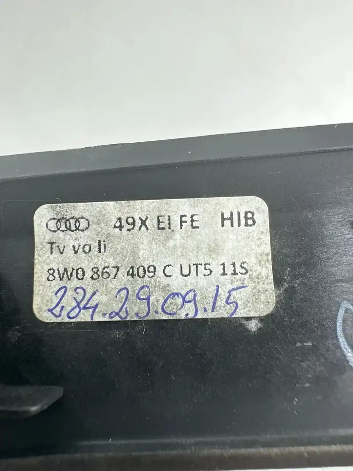 Audi A4 S4 B9 (2015 - 2019) 8W0867409C Прочие детали салона — фото 3