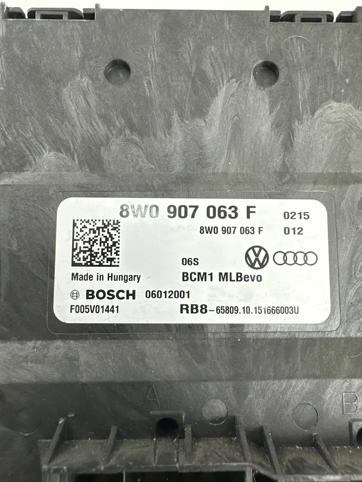 Audi A4 S4 B9 (2015 - 2019) 8W0907063F Модуль управления кузовом (BCM) — фото 3