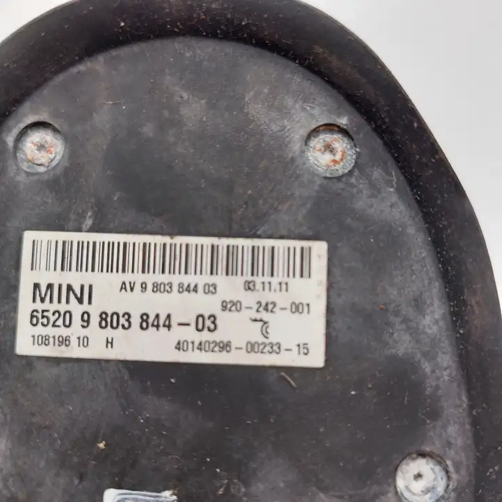 Mini Cooper Countryman R60 (2010 - 2016) 9803844 GPS антенна — фото 2