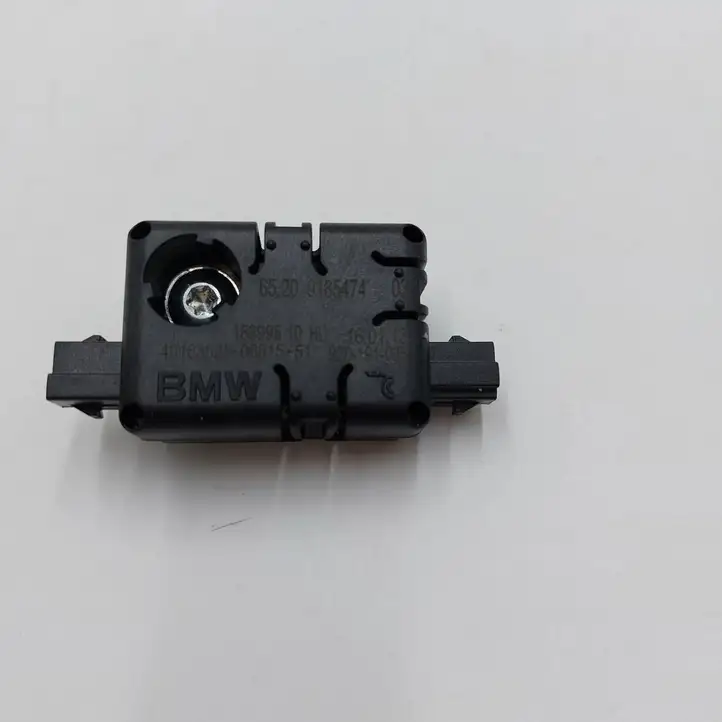 Mini Cooper Countryman R60 (2010 - 2016) 9185474 Усилитель антенны — фото 1