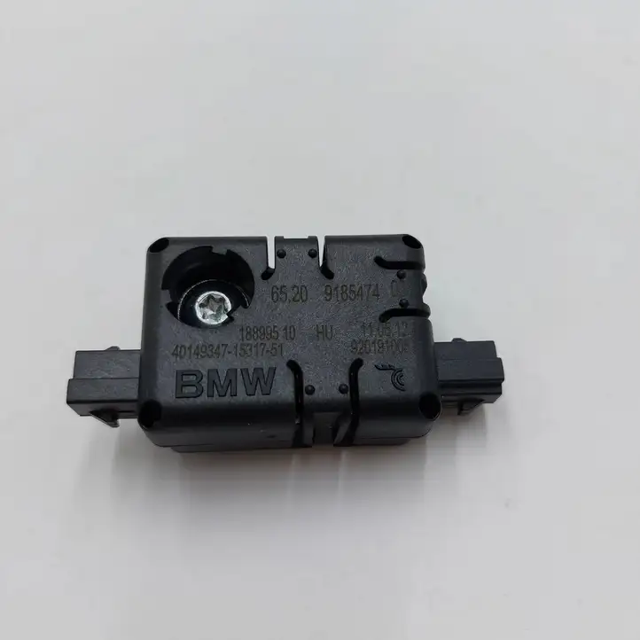 Mini Cooper Countryman R60 (2010 - 2016) 9185474 Усилитель антенны — фото 1