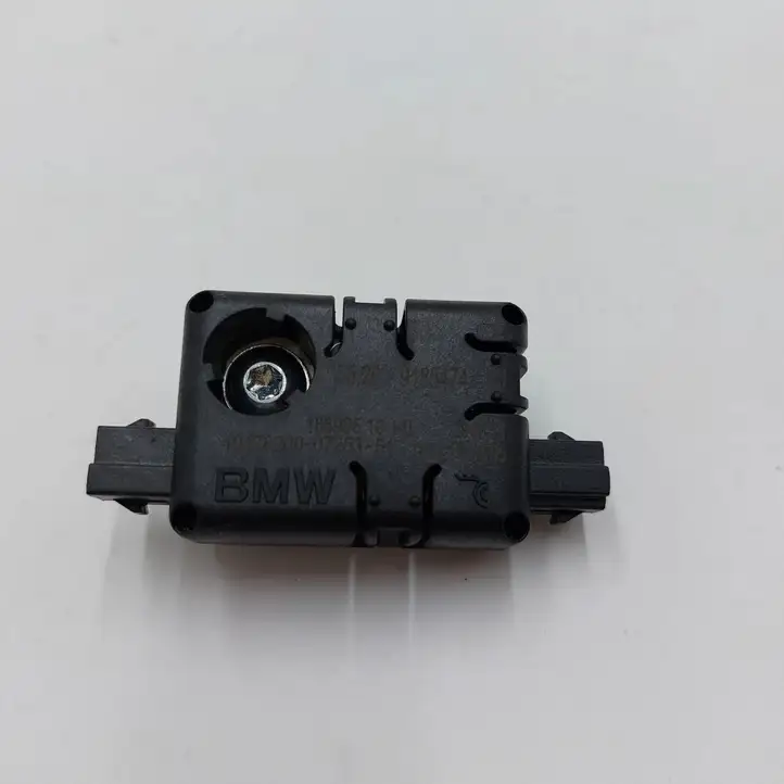 Mini Cooper Countryman R60 (2010 - 2016) 9185474 Усилитель антенны — фото 1