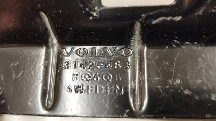 Volvo XC60 (2017 - ) 31425483 Площадка аккумулятора — фото 3