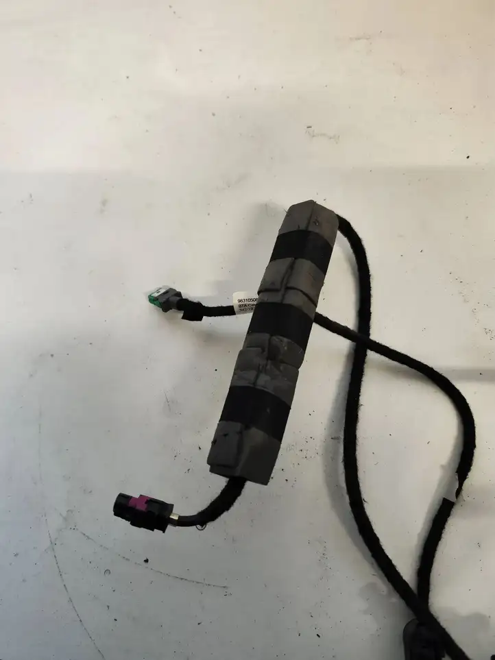 Citroen C5 Aircross (2017 - ) 9825446180 Прочая электропроводка — фото 2