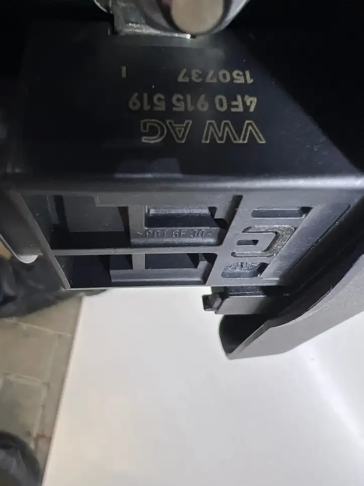 Audi A4 S4 B9 (2015 - 2019) 4F0915519 Плюсовой провод аккумулятора — фото 5