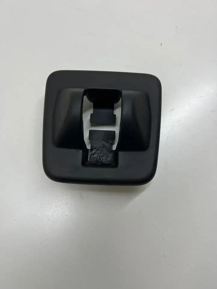 Audi Q7 4M (2015 - )  4M0883687B Другая деталь салона