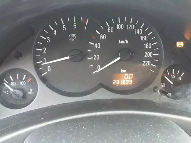 13173350WD Opel Corsa C Spidometras (prietaisų skydelis)