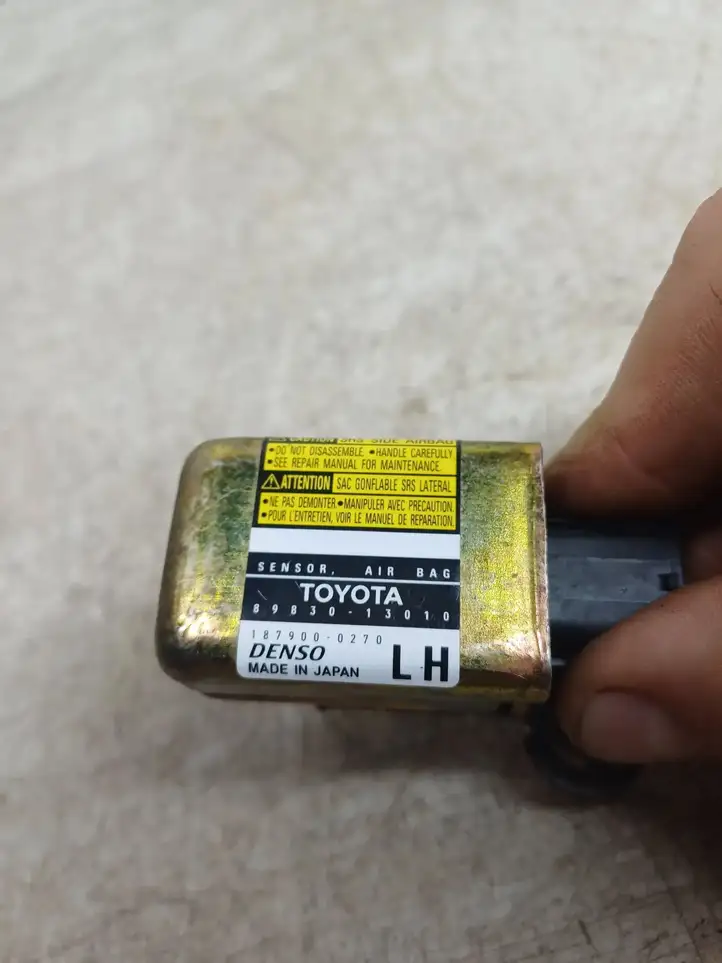Toyota Corolla Verso E121 (2001 - 2004) 8983013010 Датчик удара SRS — фото 5