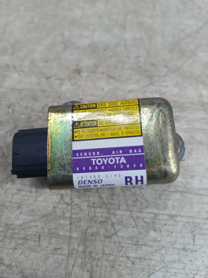 Toyota Corolla Verso E121 (2001 - 2004) 8986013010 Датчик удара SRS — фото 4