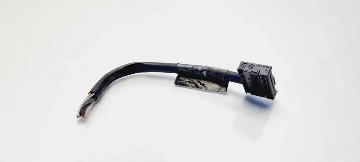 BMW 5 E60 E61 (2004 - 2010) 6984754 Прочая электропроводка — фото 1