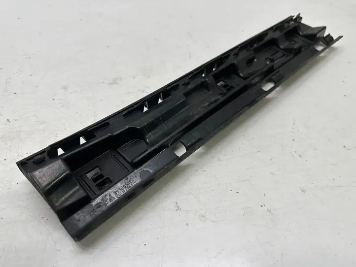 BMW X1 F48 F49 (2015 - 2022) 7332329 Усилитель порога — фото 1