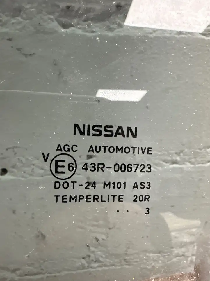 Nissan Qashqai (2013 - 2017) Стекло задней двери — фото 2